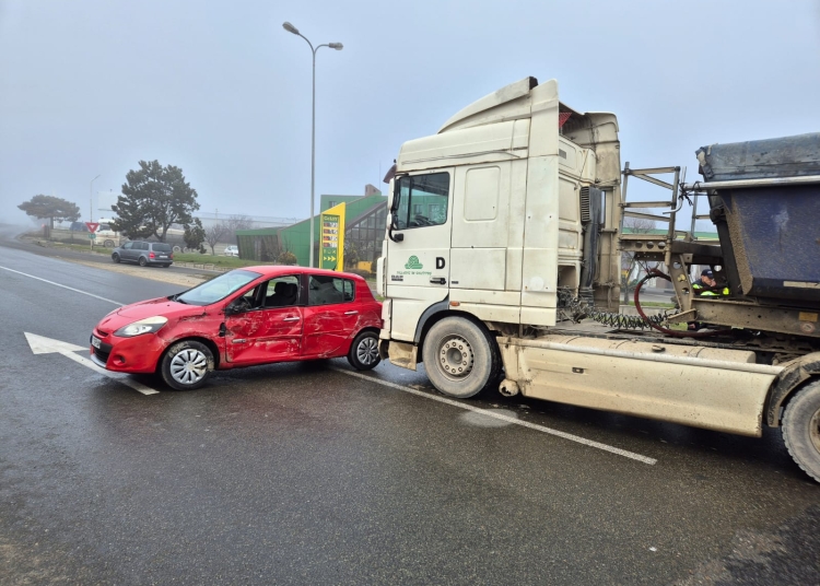 accident rutier la celsy doua persoane au ajuns la spital 6773aa9f49409