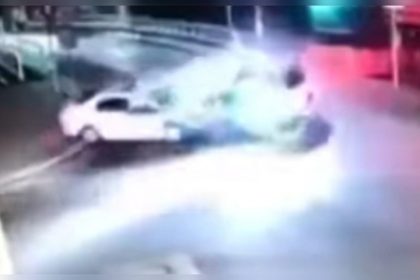 accidentul rutier in urma caruia doi politisti au fost raniti grav surprins de camerele de supraveghere video 676c455c1f366