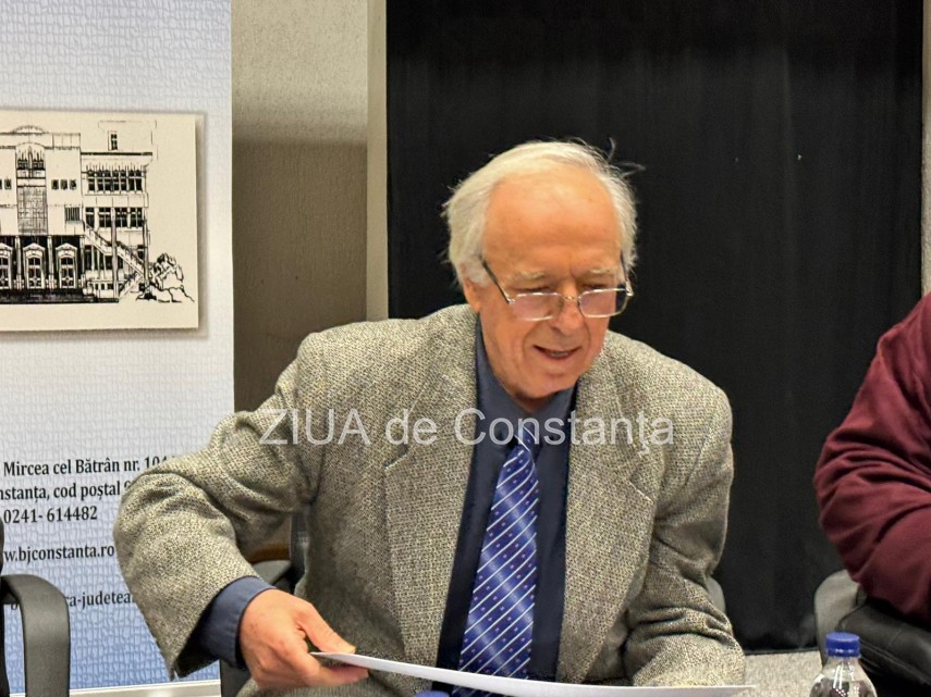 ion codrescu scriitorul cu afinitate pentru poezia japoneza la ceas aniversar 675eef8d42de5