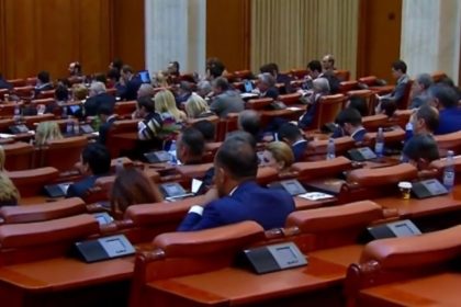 noul parlament se reuneste astazi in prima sedinta 67651d3d70067