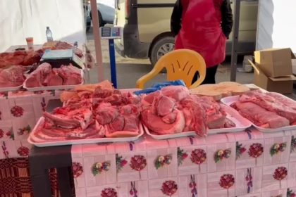 politistii constanteni au aplicat sanctiuni in valoare de 64 000 de lei in urma controalelor la comerciantii de carne si produse de patiserie 676a9dd47e3ca