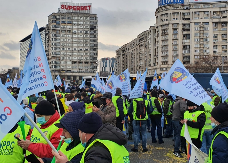 politistii constanteni participa la protestul din bucuresti legat de ordonanta trenulet 677271b95c1b4