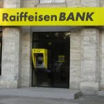 raiffeisen bank anunta programul pentru perioada sarbatorilor de anul nou 676fe610bd95b