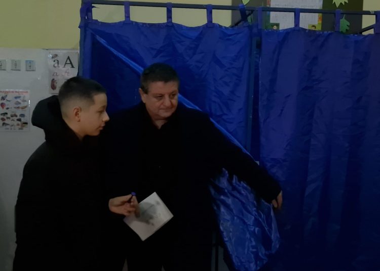 video ovidiu cupsa candidat aur pentru senatul romaniei a votat in decembrie s au intamplat toate momentele istorice in romania sper ca astazi sa fie o revolutie un moment in care sa fa 674c295b9b20a