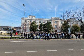 aparitie inedita la protestul politistilor din fata sediului ipj constanta cine s a alaturat actiunii de protest galerie fotovideo 677e546ee7b26