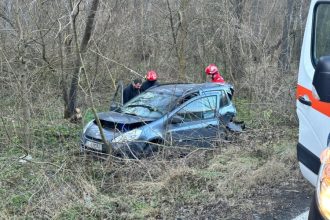 galerie foto accident rutier intre doua masini in zona babadag 678a860dc0642