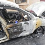 imagini cu masinile incendiate de o femeie care a vrut sa se razbune pe fosta sefa 677b97201993e