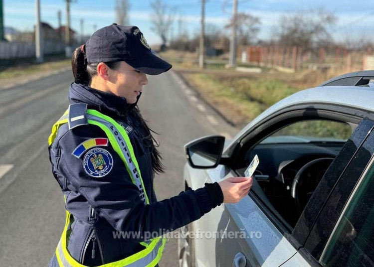 politistii de frontiera au constatat in 24 de ore 39 de infractiuni au aplicat amenzi de peste 30 de mii de lei iar 6 romani nu au fost lasati sa iasp din tara 6794a0504b18a