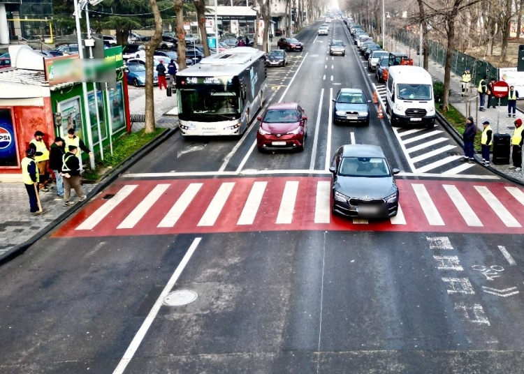 primaria constanta sistem de semaforizare inteligent la intersectia bulevardului tomis cu strada stefan cel mare 679b4f3c7f1fe