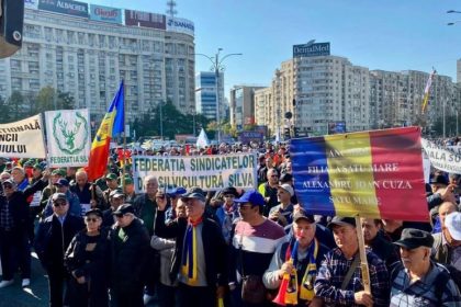 protest de amploare in piata victoriei din bucuresti abrogarea ordonantei trenulet printre revendicarile sindicalistilor video 67938ade23fd0