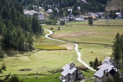 satul tarsa din muntii sureanu o destinatie turistica plina de traditii si legende dacice 6797a6366380e