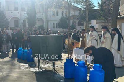 slujba de sfintire a apei la manastirea dervent judetul constanta galerie fotovideo 677a65bf0b7a2