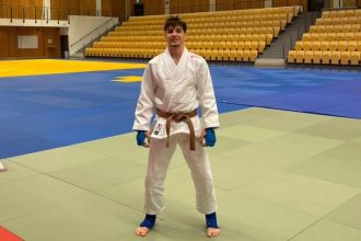 stefan avram la ju jitsu training camp sweden 2025 galerie foto 677ce6b87df5b