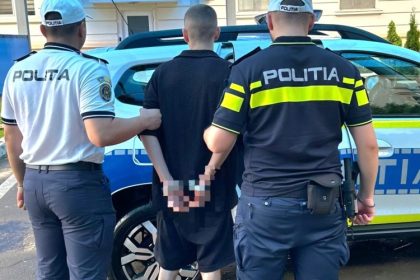 tanarul care a incercat sa i minta pe politisti ca nu el era la volan dupa ce a fost urmarit pe soveja a fost trimis in judecata 67918722c8318