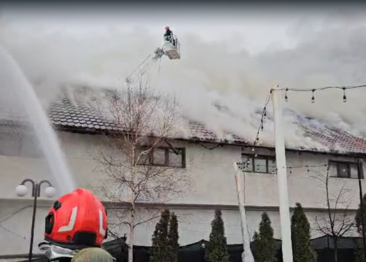 video incendiu puternic la o cladire din slatina a fost emis mesaj ro alert 678f560c04e4e