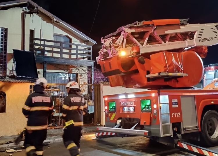 video incendiu puternic la o locuinta din municipiul tulcea 6788cfaa77dba