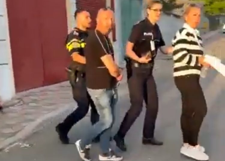 video incepe judecata preotului si a presupusei amante a acestuia acuzati ca l au agresat pe primarul negoita de la cernavoda 6788d134ef2b7