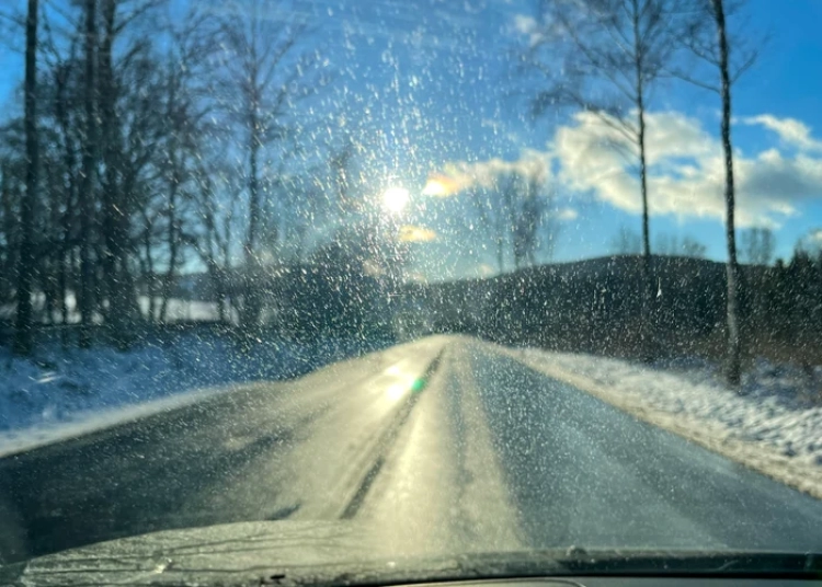 atentie soferi pe unele tronsoane de drum din judetul tulcea este semnalat polei 67a709ae44ced