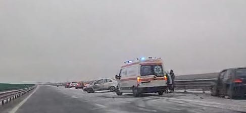 atentie soferi polei pe autostrada a2 bucuresti constanta si drumurile din judetul constanta doua evenimente rutiere cu mai multe masini implicate 67a74107bc48c