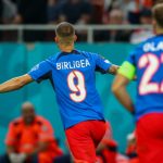 fcsb joaca azi cu paok pentru calificarea in optimile ligii europa pe arena nationala 67b6e03b7b9d3