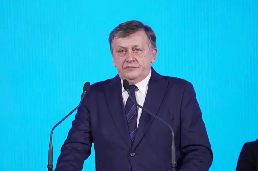 liderii partidelor de coalitie psd pnl si udmr au semnat astazi protocolul pentru constituirea aliantei electorale romania inainte 67b5f1eba50b1