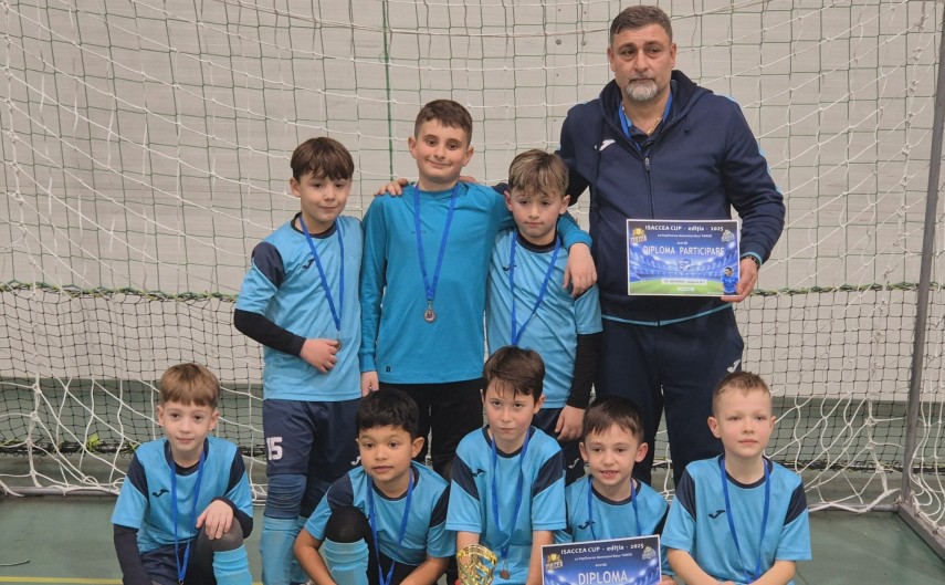 micii fotbalisti de la cs navodari invingatori in turneul isaccea cup 2025 galerie foto 67b7126226eac