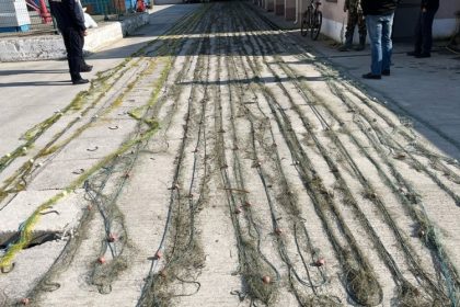 peste 1200 de metri de plase cu o captura de 104 kilograme de peste descoperite in canalul barbosu de catre politistii de frontiera 67c04bfdef92f