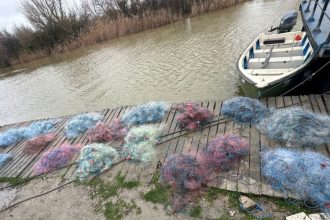 plase monofilament de aproape 1000 de metri cu peste 200 de kg de peste capturat descoperite in lacul leahova de catre politistii de frontiera tulceni 67a1e59524160