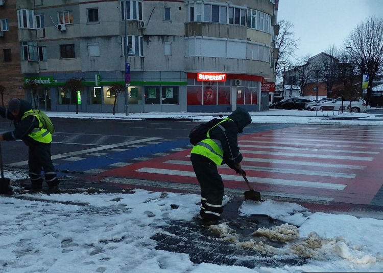 traficul din constanta se desfasoara in conditii normale echipele de deszapezire sunt la datorie 67b2e14a278a5