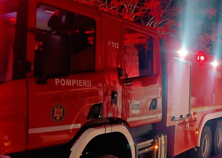 un incendiu a izbucnit in localitatea cogealac din judetul constanta 67b04799ee814