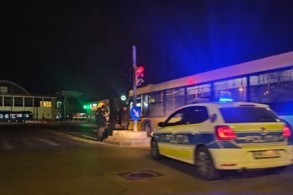 un pieton care traversa neregulamentar a fost lovit de un autobuz in zona garii din constanta 67a9c9eaf202a