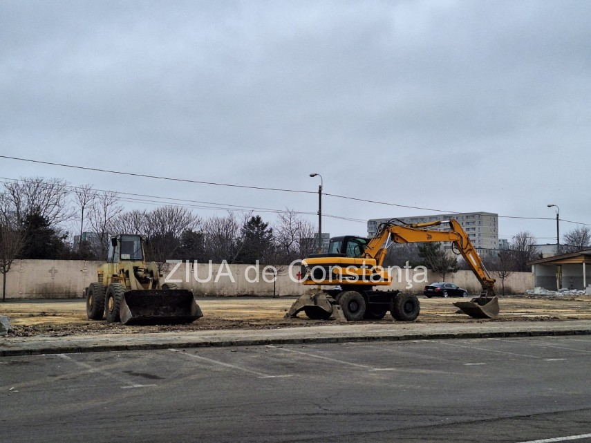 utilaje de constructii pe amplasamentul fostului bazar de pe strada eliberarii galerie foto 67a73ea159fe7