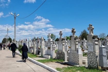 video o femeie a fost talharita in cimitir suspectul a fost retinut 67c1c56586bc5