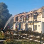 angajatul care a incendiat casa de vacanta a lui miron mitrea se filma si prezenta urmarile o frumusete de camera 67c8d6e39f00e