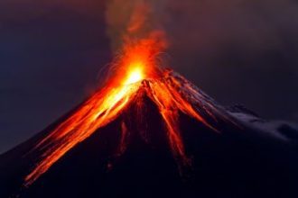 atentionare de calatorie in republica indonezia o noua eruptie vulcanica afecteaza insulele flores si bali 67decfac78a1c