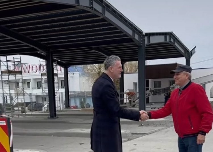 chelaru dam drumul la transportul intern si metropolitan am construit cu fonduri europene o autogara in parcarea de langa lidl lucrarile sunt aproape gata 67db678945f18