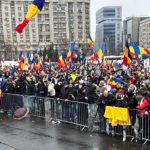 conflict intre protestatari si jandarmi la mitingul aur din piata victoriei 67c3192d5dabc