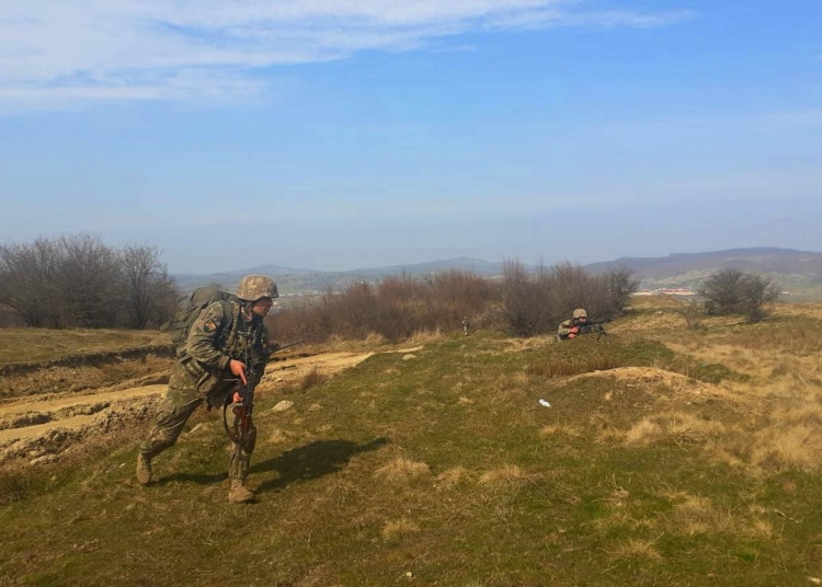 doi militari raniti intr o explozie la poligonul militar de la dorolea 67dacd1e44354