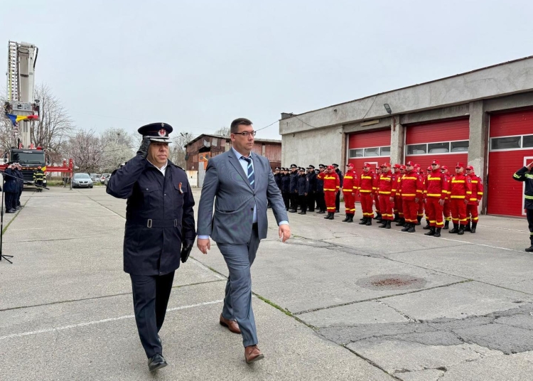 douazeci de soldati profesionisti din constanta si au rostit cu glas tremurat juramantul de credinta 67da5a4a24454