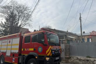 incendiu la o locuinta in tulcea o femeie de 83 de ani a fost preluata de cadrele medicale 67dae1242a491