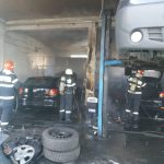 pompierii intervin de urgenta la un atelier auto in constanta 67d3deeb2af37