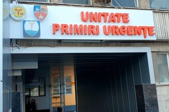 tehnica unui sofer beat in urgenta spitalului judetean si a chemat un prieten sa i aduca apa si banane 67da17b07ce0f