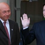 traian basescu il spulbera pe elon musk pentru mesajele pro georgescu sa ne spuna daca si a inghitit doza de droguri sau nu 67cffd2e580d8