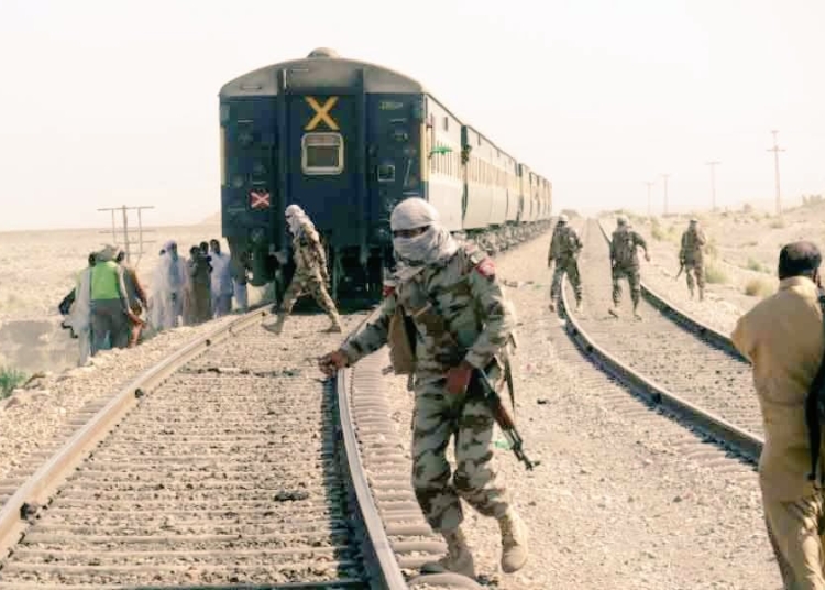 un tren cu peste 400 de persoane a fost deturnat in pakistan de o grupare separatista zeci de teroristi au fost ucisi 67d1454d42345